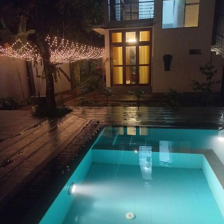White House Green Home Galle Bagian luar foto